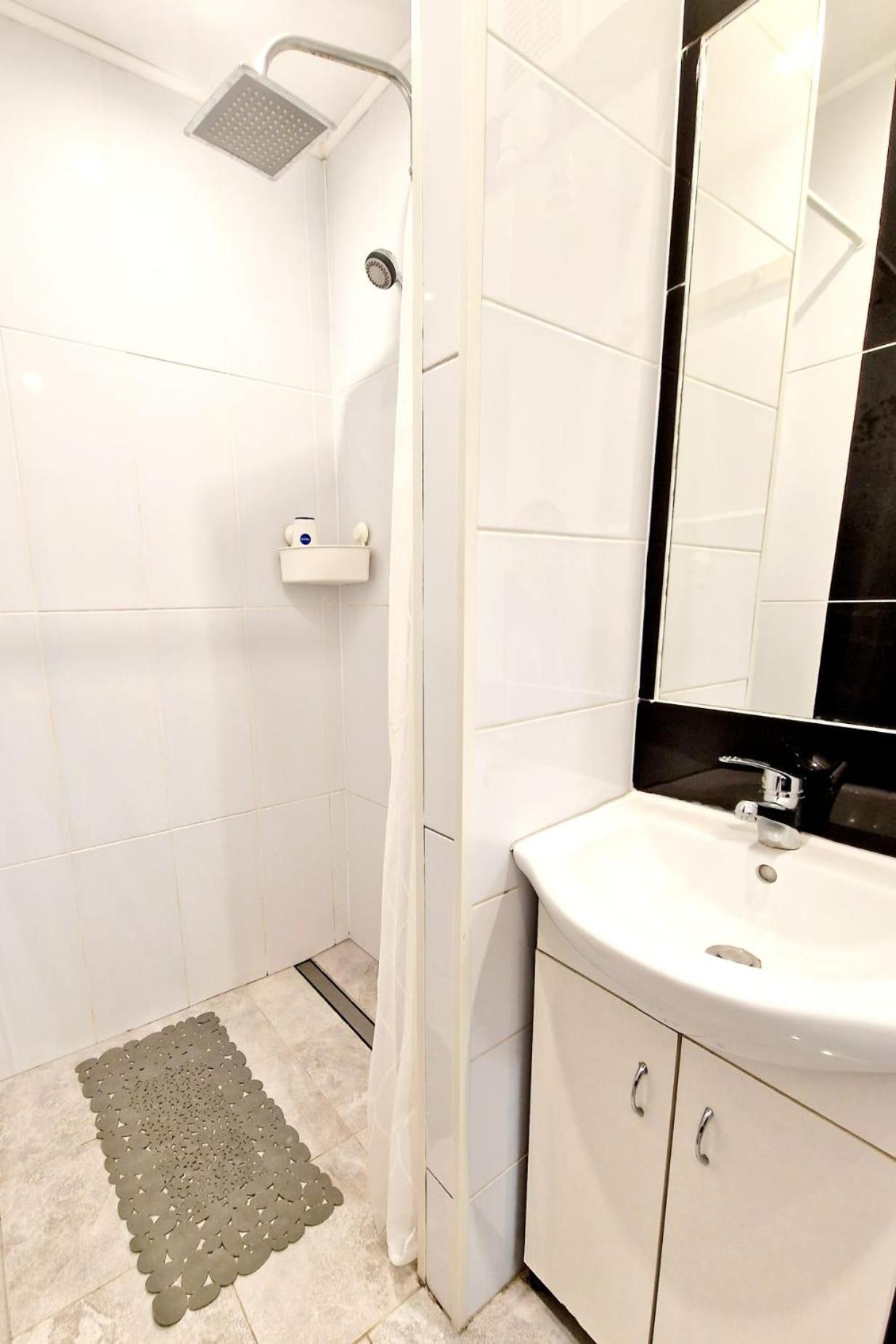 Lawendowy Zakatek Apartament Apartment Klodzko Exterior photo